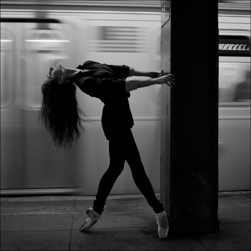 subway dancer.jpg